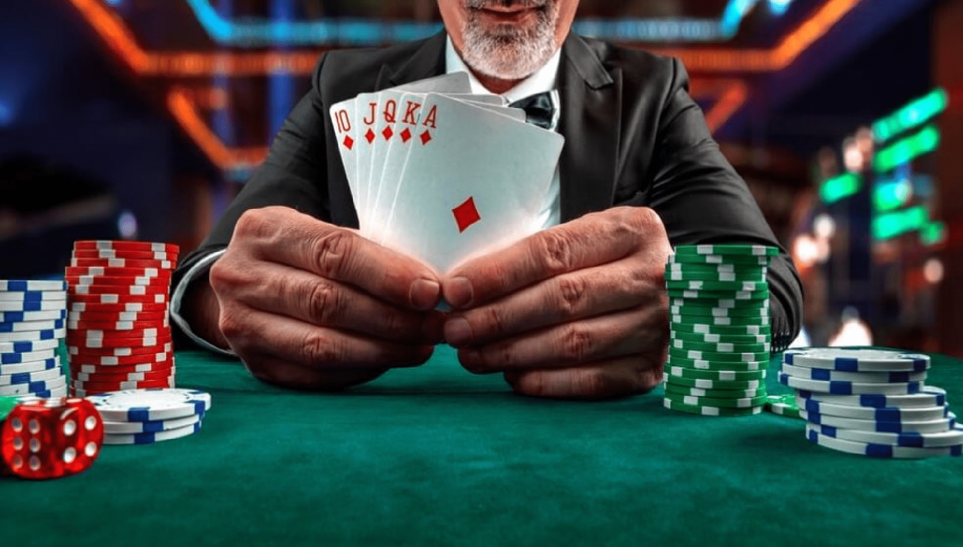 Without realizing it, a poker player hits a royal flush and wins $192,000