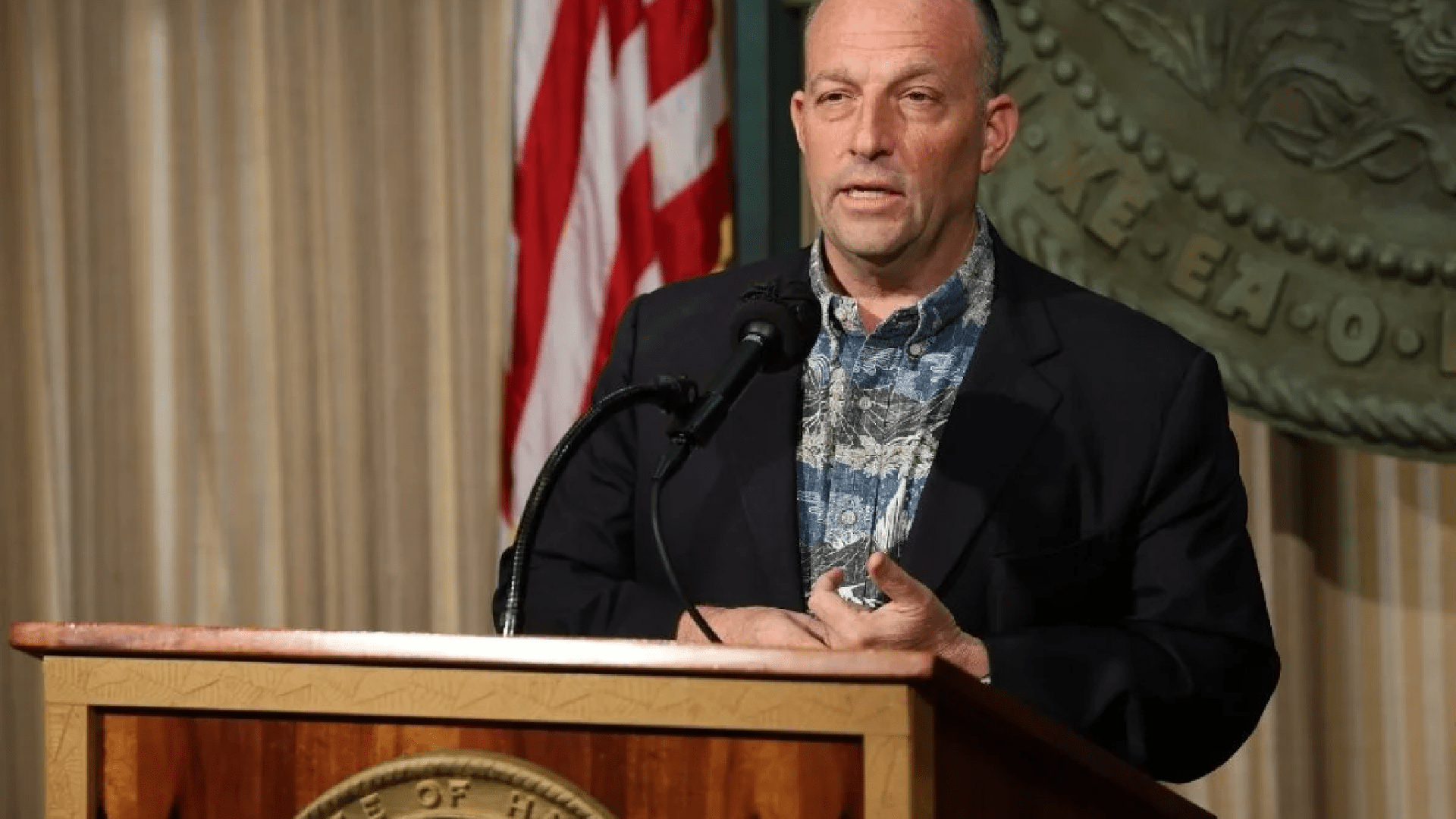Hawaii Gov. Josh Green Pledges to Allow Sports Betting, Gaming Bills to Become Law